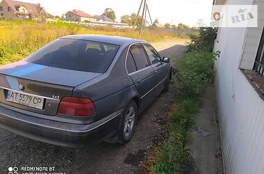 Седан BMW 5 Series 2000 в Снятині