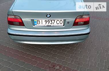 Седан BMW 5 Series 1998 в Гадяче