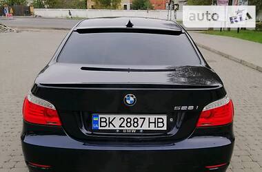 Седан BMW 5 Series 2007 в Остроге