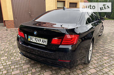 Седан BMW 5 Series 2012 в Львове