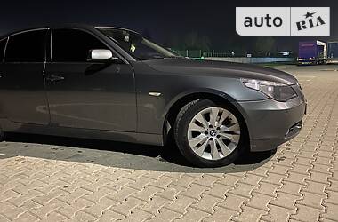 Седан BMW 5 Series 2005 в Черновцах