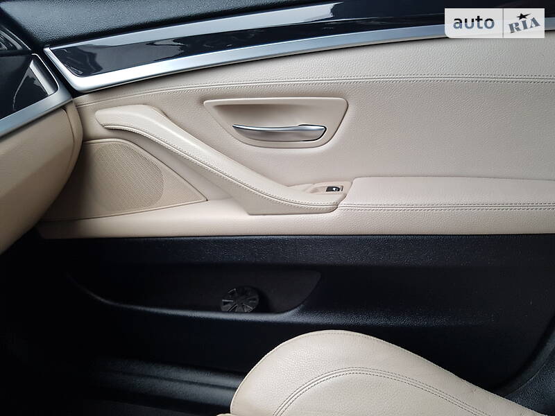 Седан BMW 5 Series 2012 в Сєверодонецьку