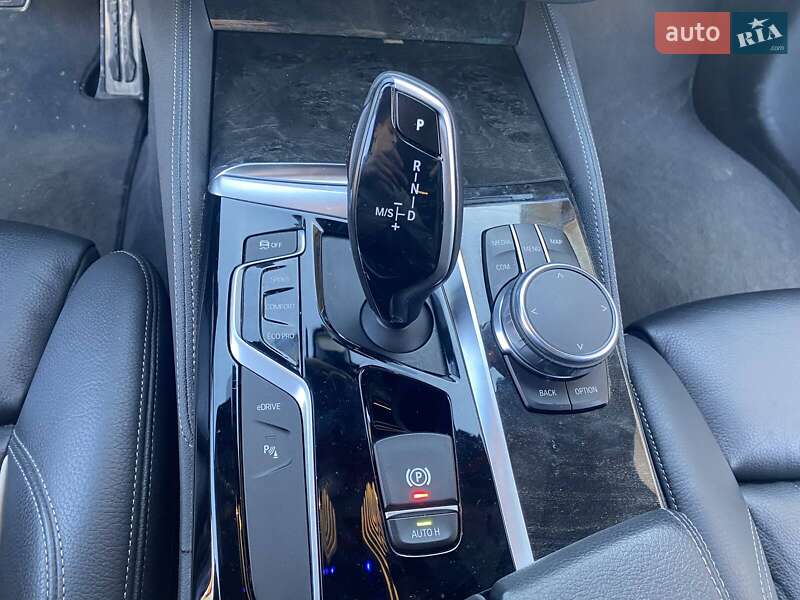 Седан BMW 5 Series 2018 в Ивано-Франковске