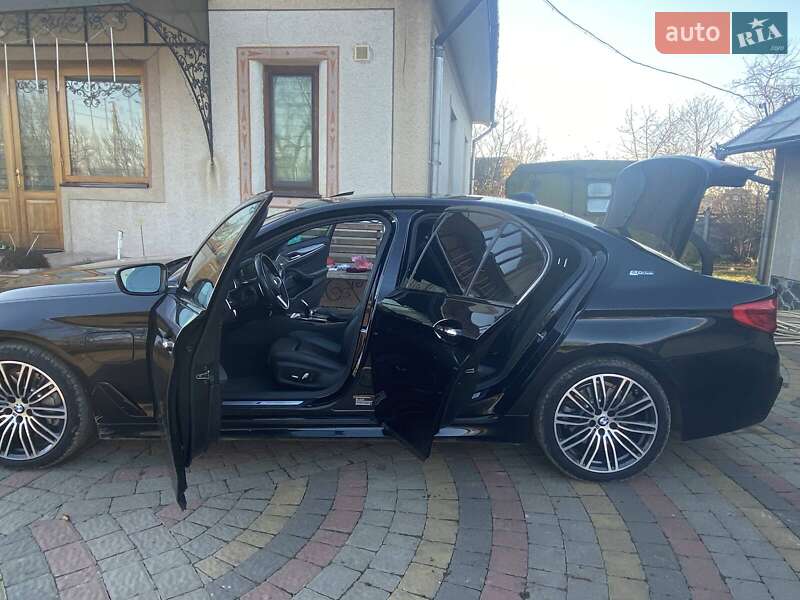 Седан BMW 5 Series 2018 в Ивано-Франковске
