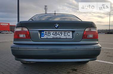 Седан BMW 5 Series 2002 в Виннице