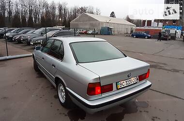 Седан BMW 5 Series 1989 в Львове