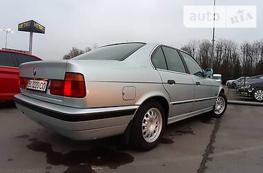 Седан BMW 5 Series 1989 в Львове