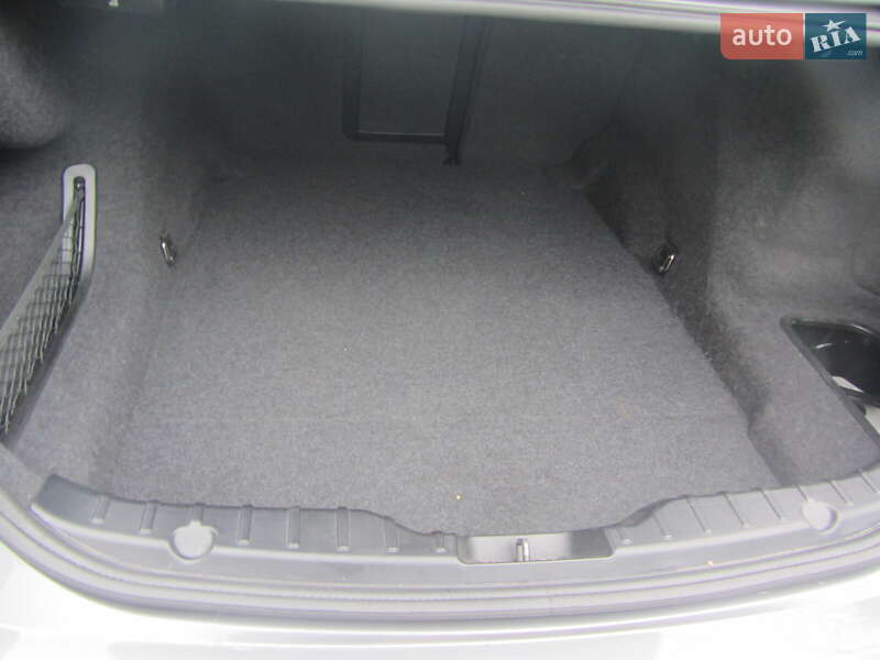 Седан BMW 5 Series 2013 в Житомире фото 40 Седан BMW 5 Series 2013 в Житомире