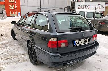 Универсал BMW 5 Series 2001 в Черновцах