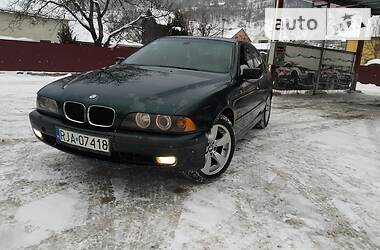 Седан BMW 5 Series 1999 в Рахове