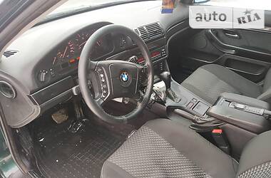 Седан BMW 5 Series 1999 в Рахове