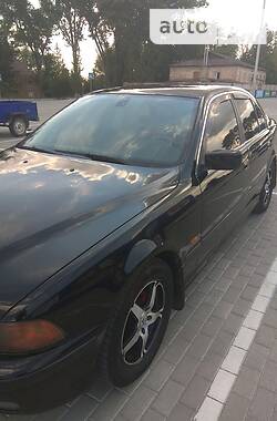 Седан BMW 5 Series 2000 в Тернополе