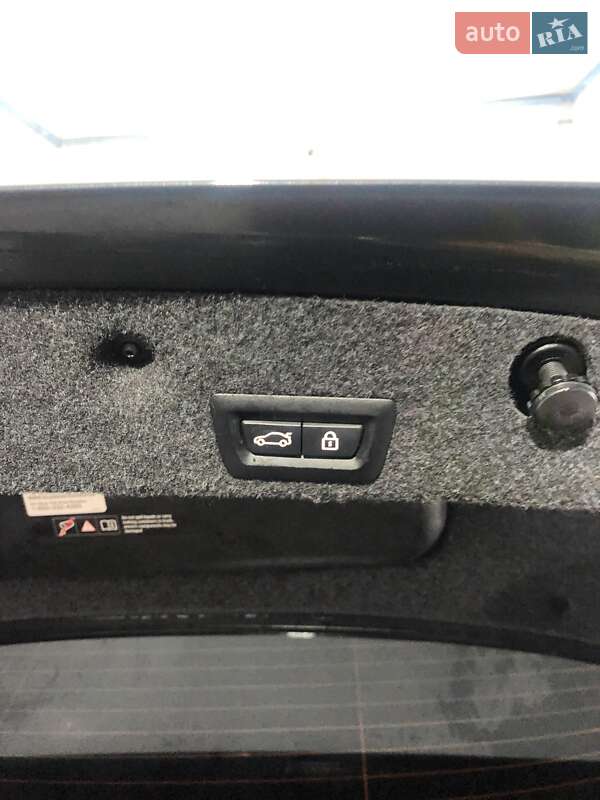 Седан BMW 5 Series 2012 в Києві фото 44 Седан BMW 5 Series 2012 в Києві