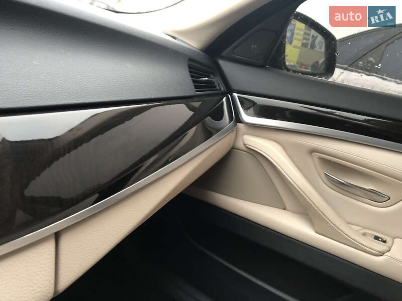 Седан BMW 5 Series 2012 в Києві фото 61 Седан BMW 5 Series 2012 в Києві