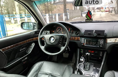 Седан BMW 5 Series 2002 в Рокитном