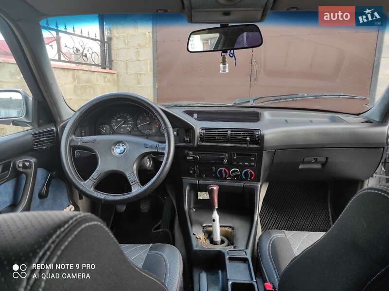 Седан BMW 5 Series 1989 в Вінниці