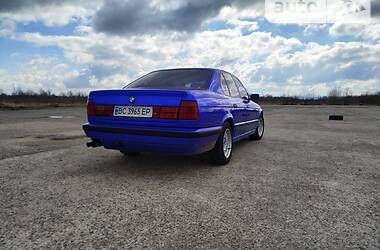 Седан BMW 5 Series 1992 в Стрые