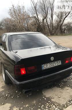 Седан BMW 5 Series 1996 в Черновцах