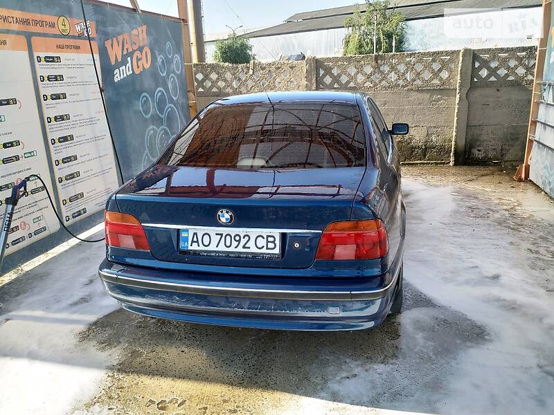 Седан BMW 5 Series 1999 в Ужгороді