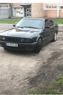 Хэтчбек BMW 5 Series 1990 в Харькове