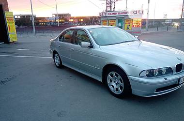 Седан BMW 5 Series 2001 в Харькове