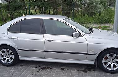 Седан BMW 5 Series 1999 в Днепре