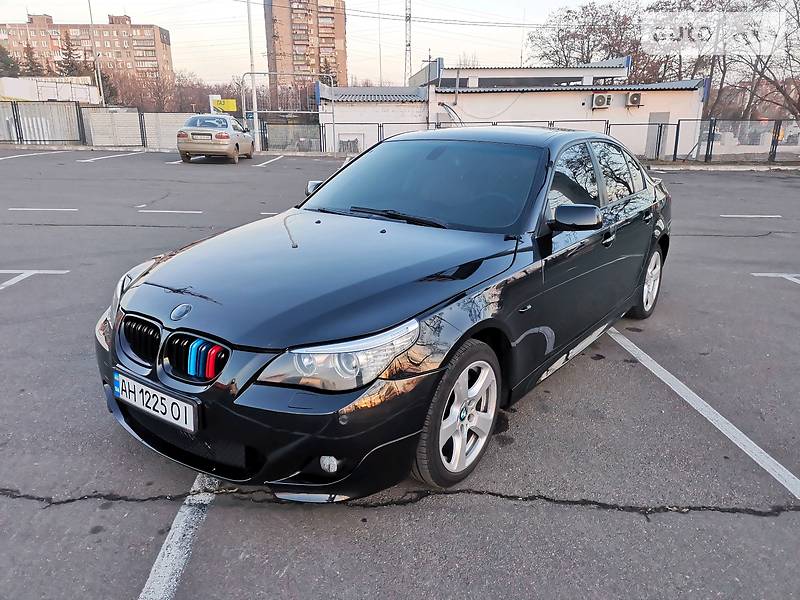 Седан BMW 5 Series 2007 в Мариуполе