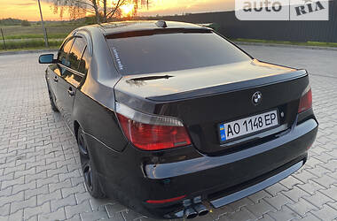 Седан BMW 5 Series 2004 в Коломые