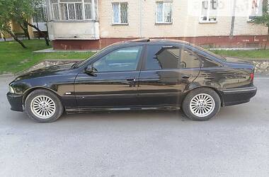 Седан BMW 5 Series 2000 в Тернополе