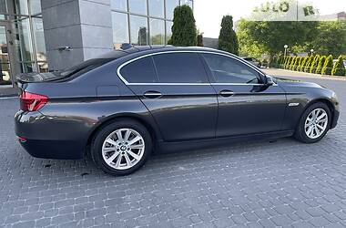 Седан BMW 5 Series 2015 в Хмельницком