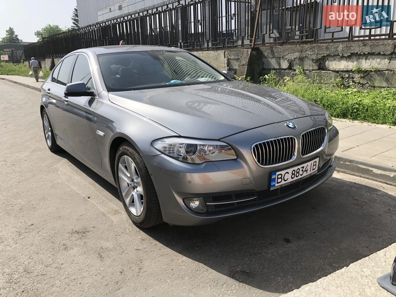 2013 BMW 5er - мініатюра 2
