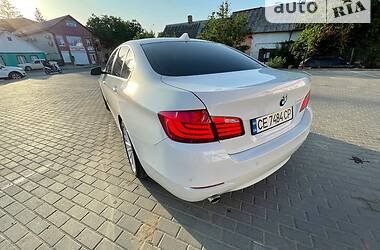 Седан BMW 5 Series 2011 в Новоселице