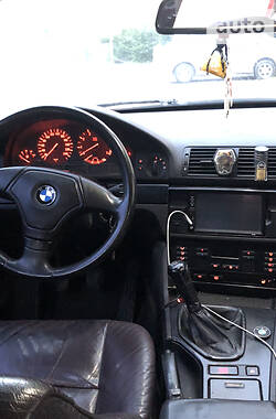 Седан BMW 5 Series 1997 в Рахові