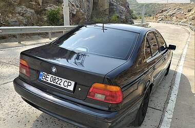 Седан BMW 5 Series 2001 в Южноукраїнську