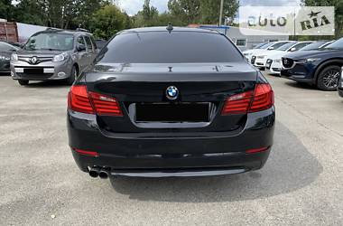 Седан BMW 5 Series 2012 в 