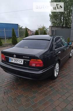 Седан BMW 5 Series 1996 в Сарнах