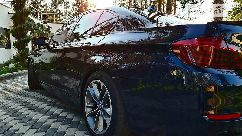 Седан BMW 5 Series 2014 в Киеве фото 22 Седан BMW 5 Series 2014 в Киеве