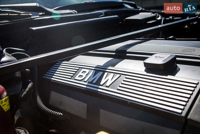 Седан BMW 5 Series 1992 в Виннице