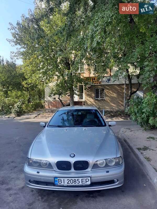 Седан BMW 5 Series 1999 в Горішніх Плавнях