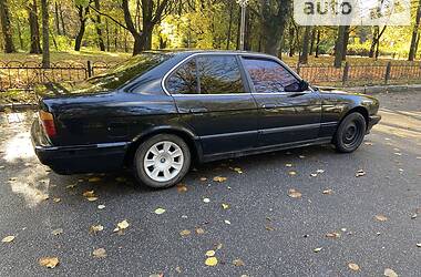 Седан BMW 5 Series 1990 в Нежине