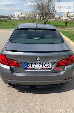 Седан BMW 5 Series 2012 в Херсоні