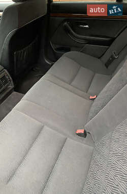 Седан BMW 5 Series 2001 в 