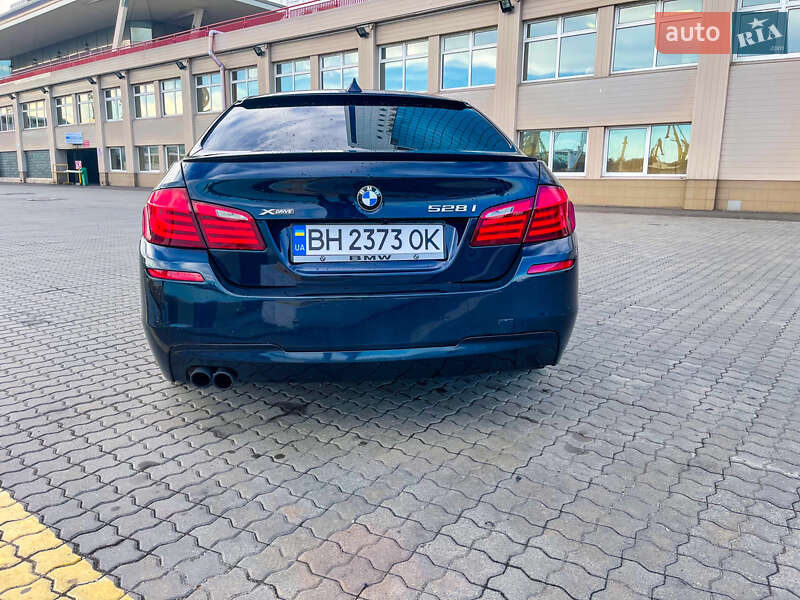 Седан BMW 5 Series 2013 в Одессе