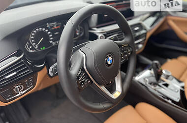 Внедорожник / Кроссовер BMW 5 Series 2021 в Киеве