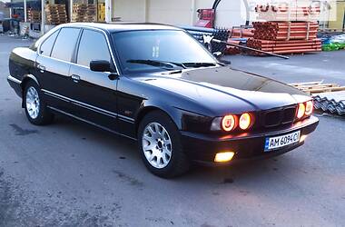 Седан BMW 5 Series 1989 в Житомирі