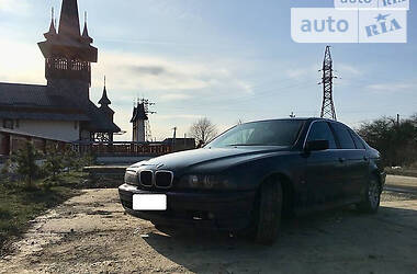 Седан BMW 5 Series 2001 в Ужгороді