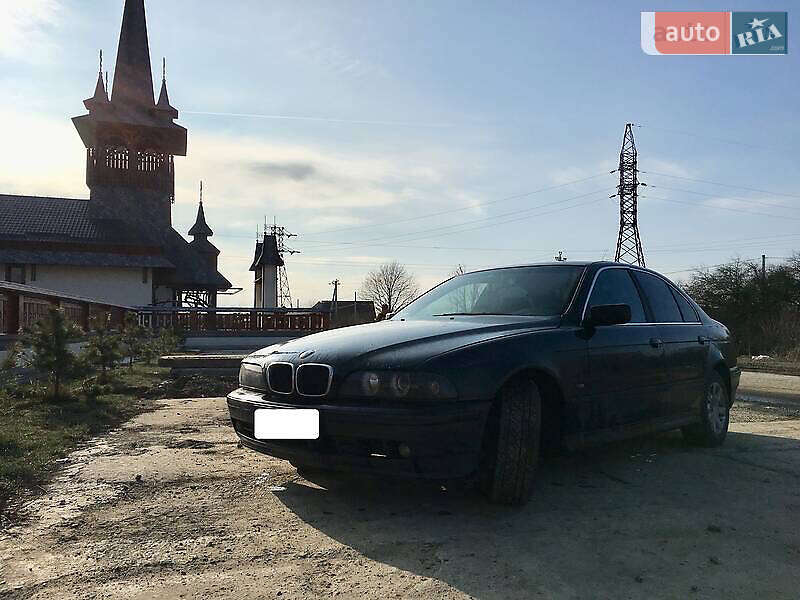 Седан BMW 5 Series 2001 в 