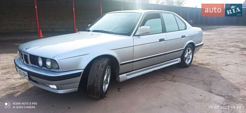 Седан BMW 5 Series 1992 в Кривому Розі