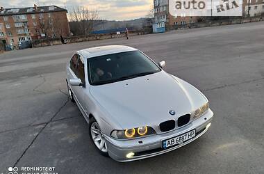 Седан BMW 5 Series 2003 в Тульчине