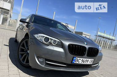 Седан BMW 5 Series 2013 в Трускавці